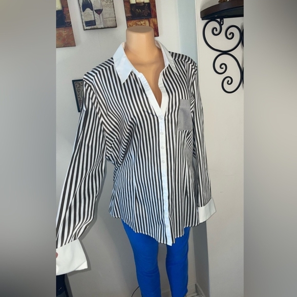 New York & Company Tops - NWT NY & C Long Sleeve Front Closure Button Closing Size XXL